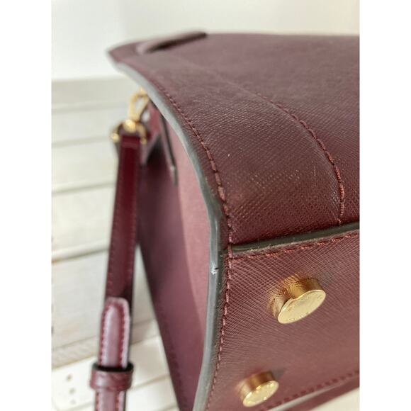 MICHAEL KORS, LARGE WINE SAFFIANO LEATHER CROSSBODY BAG - Picture 11 of 16